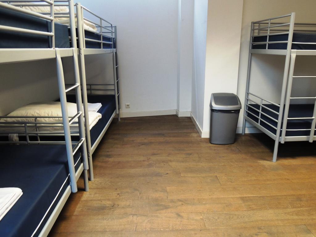 3Be Backpackers Bed & Breakfast ไอนด์โฮเวน ห้อง รูปภาพ