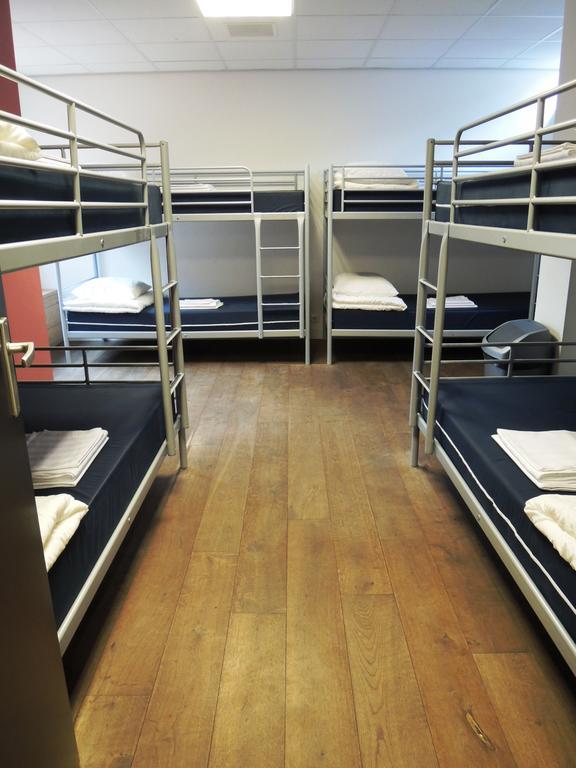 3Be Backpackers Bed & Breakfast ไอนด์โฮเวน ห้อง รูปภาพ