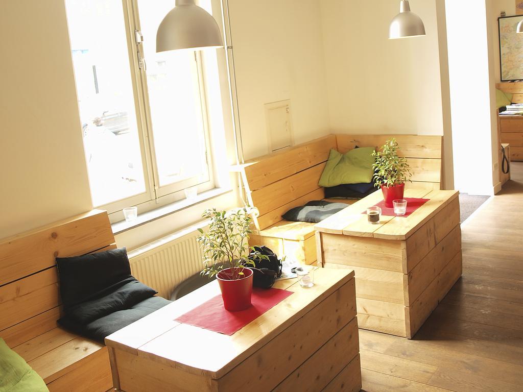 3Be Backpackers Bed & Breakfast ไอนด์โฮเวน ภายนอก รูปภาพ